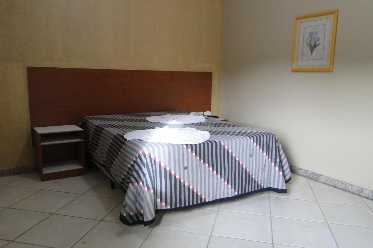 Arrastão Premium Plaza Muriaé Quarto foto