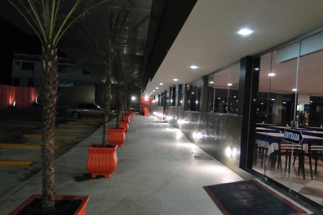 Arrastão Premium Plaza Muriaé Exterior foto